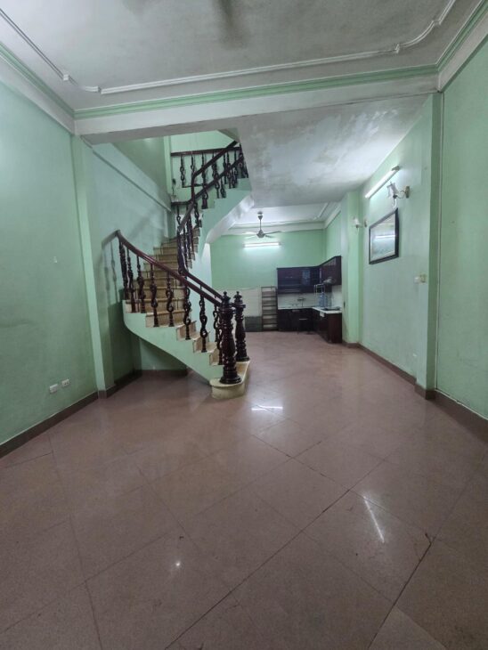 Bán nhà Nguyễn Khang, Cầu Giấy, ngõ thông 3 gác 52m2, 4 tầng, Mt 4.5m, chỉ 14.5 tỷ