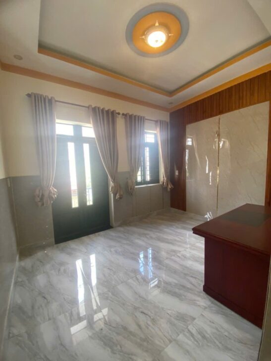 Bán nhà 3 Tầng Dĩ An,đượng nhựa 8m thông thoáng,gần ngã tư Chiêu Liêu