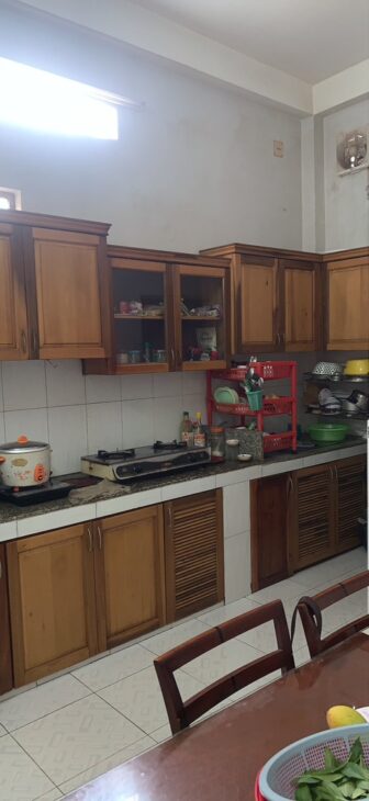 Bán nhà mặt phố Q.9, 80m², 3 tầng, 4PN, 7.5 tỷ, sổ đỏ