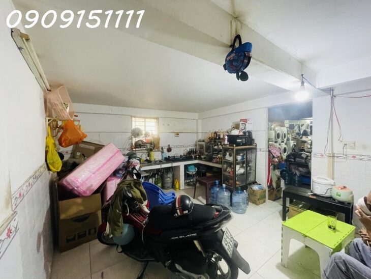 BÁN NHÀ MẶT TIỀN KINH DOANH- HẺM XE HƠI- KẾ KDC NAM LONG- QUẬN 7- 132M2- NHỈNH 6 TỶ