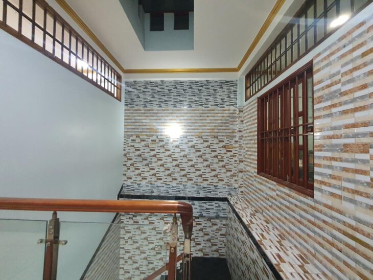 CỰC HIẾM MẶT TIỀN CHỢ ĐOÀN THỊ KIA. 3 TẦNG. CHỦ TỰ XÂY TỈ MỶ. GIÁ 10.5 TỶ. THƯƠNG LƯỢNG.