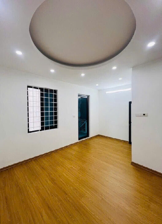 TÔN ĐỨC THẮNG 36 M, 3 TÂNG, 3 NGỦ, 2 WC, NHÀ CHẮC CHẮN KIÊN CỐ, THOÁNG SÁNG, GIẾNG TRỜI VƯỢNG KHÍ.