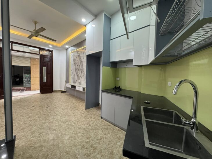 BÁN NHÀ PHỐ HẠ ĐÌNH – KINH DOANH – NGÕ THÔNG DT 35M, 6T, MT 3,9M GIÁ 7,5 TỶ