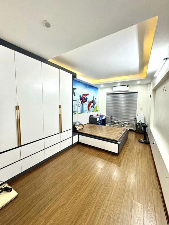 BÁN NHÀ LÊ TRỌNG TẤN, 5 TẦNG ĐẸP, NGÕ 3 GÁC, GẦN Ô TÔ GIÁ CHỈ 6.5 TỶ