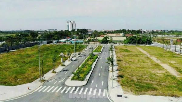 BÁN ĐẤT 180M2 TÁI ĐỊNH CƯ ĐÔNG NAM CỔ DƯƠNG TIÊN DƯƠNG ĐÔNG ANH (PHÚC THỊNH MỚI) – LÔ XẺ KHE 3 MẶT