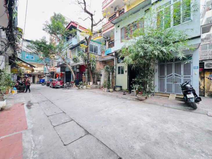 PHÂN LÔ NÉT – NGÕ THÔNG CÁC NGẢ – Ô TÔ ĐỖ CỬA – NHÀ ĐẸP DÂN XÂY – NGUYỄN TRÃI – 19 TỶ