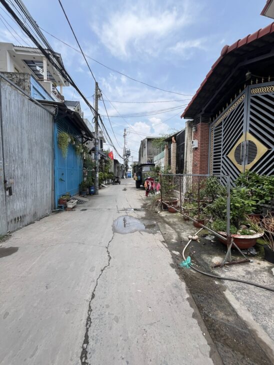 ????????CHÍNH CHỦ CẦN BÁN GẤP NHÀ 2 TẦNG BTCT + (TẶNG KÈM 2 CĂN NHÀ CẤP 4 ĐANG CÓ DÒNG TIỀN 10 TRIỆU/