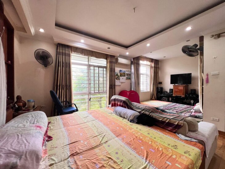 BÁN BIỆT THỰ LÀNG VIỆT KIỀU CHÂU ÂU – LÔ GÓC 180M² – CÓ HẦM – VIEW VƯỜN HOA – GIÁ CHỈ 50 TỶ