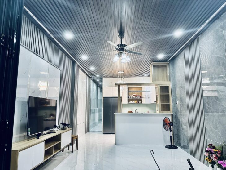 ????????CHÍNH CHỦ CẦN BÁN GẤP NHÀ 2 TẦNG BTCT + (TẶNG KÈM 2 CĂN NHÀ CẤP 4 ĐANG CÓ DÒNG TIỀN 10 TRIỆU/