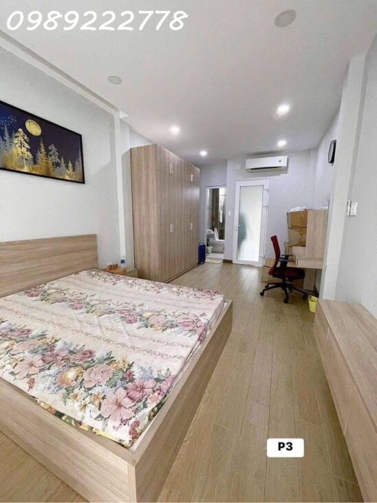 SÁT MẶT TIỀN ĐƯỜNG NGUYỄN TRÃI – XE HƠI ĐỖ CỬA – 4 TẦNG – KHU VỰC AN NINH DÂN TRÍ.