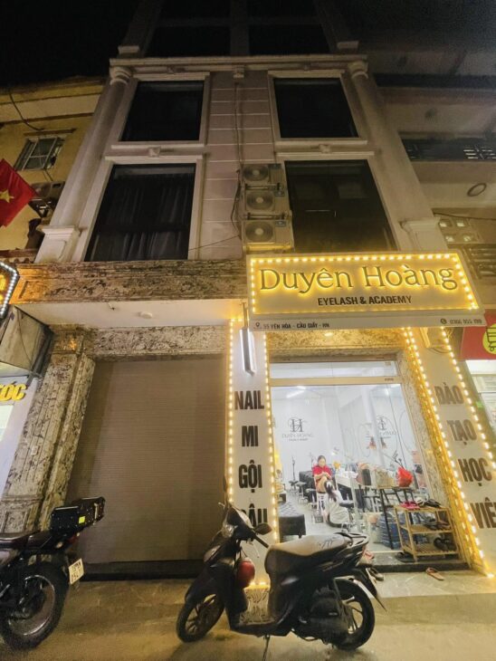 MẶT PHỐ YÊN HOA THANG MÁY – KINH DOANH DT 50m2 7 tầng MT 7m Giá 27 tỷ