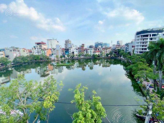 Mảnh Đất Hiếm-View Hồ Ngõ 135 Đội Cấn (Ngọc Hà) 95m/ MT 4.2m 36.8 Tỷ,Ôtô tránh