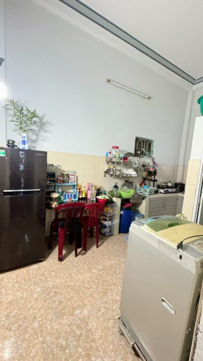 BÁN NHÀ 2 TẦNG MẶT TIỀN ĐƯỜNG PHẠM VĂN ĐỒNG – VĨNH HOÀ NHA TRANG 6TY2