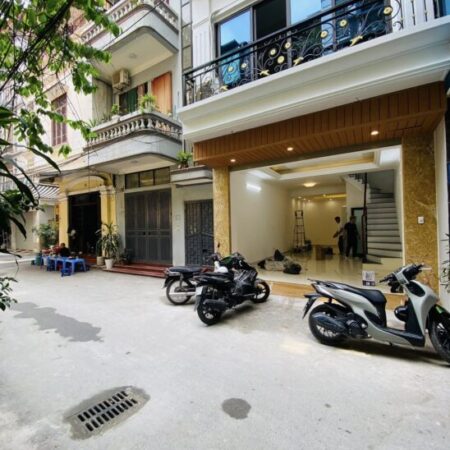 Bán nhà Phân Lô Ôtô tránh Hoàng Văn Thái 50/55m x 5Tầng Thang máy, MT 4.7m 21.6 Tỷ