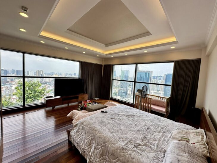 ????Siêu Penthouse Tú Mỡ, Cầu Giấy 401m2, Nội thất VIP, Bể bơi riêng, 35.8 Tỷ