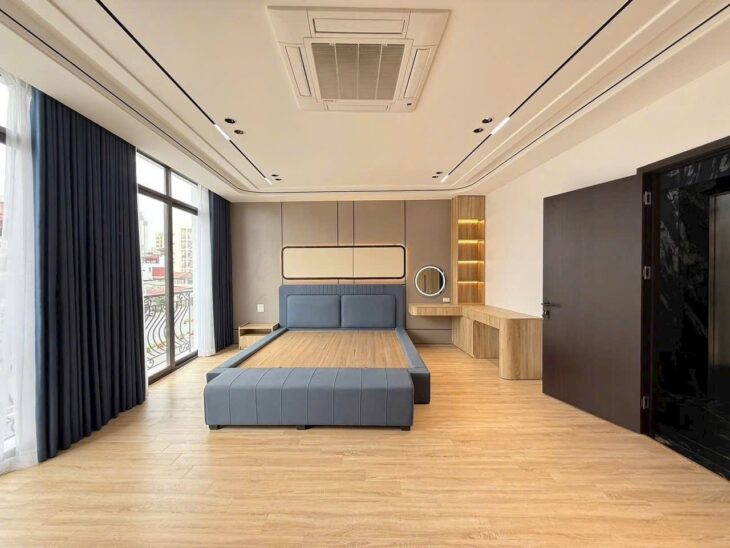 MẶT PHỐ HỒNG TIẾN nhỉnh 28 tỷ 45m MẶT TIỀN 6m LONG BIÊN HÀ NỘI