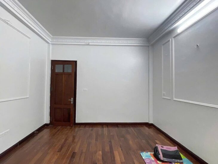 CỰC GẤP – BÁN NHÀ THÁI HÀ – Ô TÔ TRÁNH – SỔ VUÔNG – KINH DOANH ĐỈNH – 30M RA PHỐ – 50M*5T