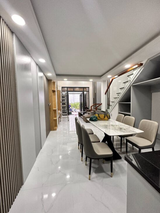 NHÀ ĐẸP 4X16M HẺM XE HƠI, HÀ HUY GIÁP GẦN GÒ VẤP, GIÁ SIÊU TỐT!