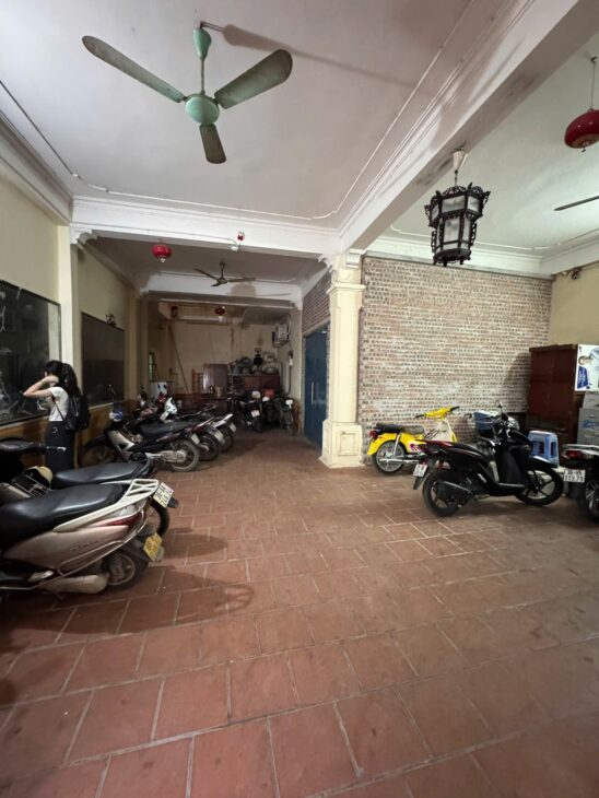 SUẤT ĐẦU TƯ – NHÀ THÁI HÀ – Ô TÔ ĐỖ CỬA – 125M*5T*30TY – 17 PHÒNG – CÓ THỂ PHÂN LÔ