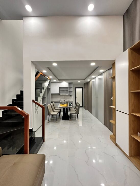 NHÀ ĐẸP 4X16M HẺM XE HƠI, HÀ HUY GIÁP GẦN GÒ VẤP, GIÁ SIÊU TỐT!