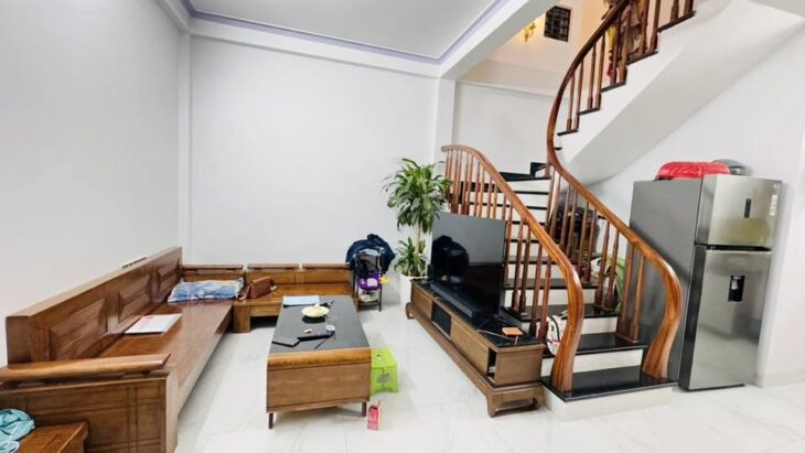 BÁN GẤP NHÀ CHÍNH KINH – KINH DOANH ĐỈNH- LÔ GÓC Ô TÔ ĐỖ CỬA – DT 56M2 GIÁ NHỈNH 14 TỶ