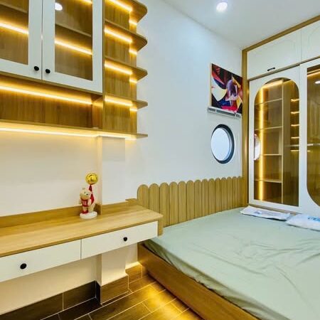 NHÀ ĐẸP – NGAY EMART 2 – TẶNG FULL NỘI THẤT – XE HƠI ĐỖ CỬA – VỊ TRÍ VÀNG QUANG TRUNG – CHƯA TỚI 5