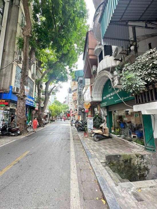 CỰC HIẾM-Bán nhà Mặt Phố Yên Phụ (Thanh Niên) 68m/ 7T Thang máy, MT 4.2m 39.5 Tỷ