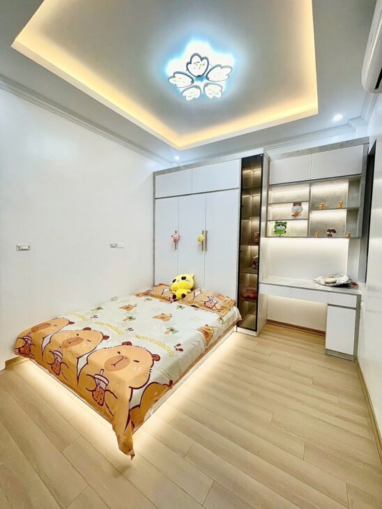 BÁN NHÀ PHÂN LÔ PHỐ THÁI HÀ, ĐỐNG ĐA, 45M2, 5T, THANG MÁY, Ô TÔ VÀO NHÀ, 2 THOÁNG TRƯỚC SAU. Ở SƯỚNG