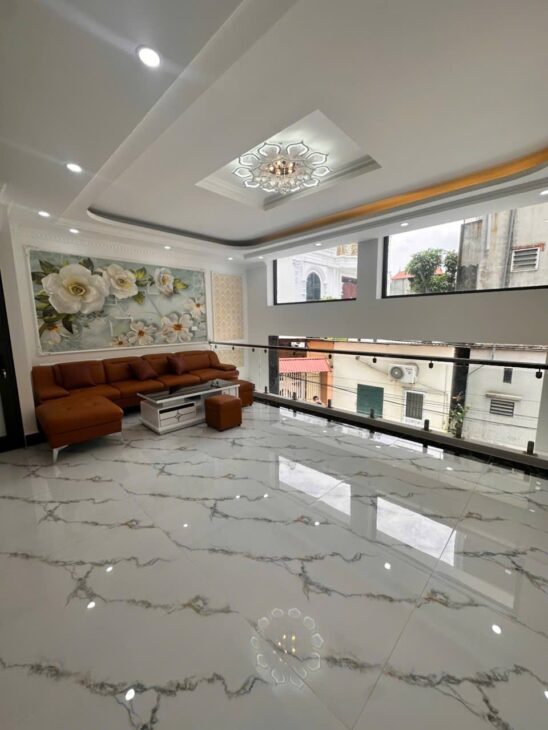 Bán Nhà Long Biên 75m x 6 Tầng Thang Máy Mt 6.1m Gara Ô Tô Giá 15.6 Tỷ.