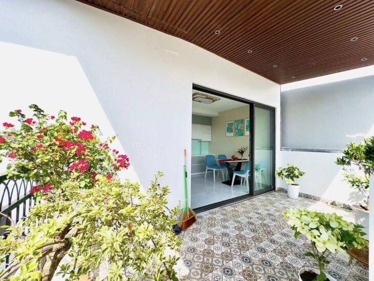 Bán Nhà Phố Minh Khai – 50m Vuông Xây 5Tầng Thang Máy – Mặt Tiền 6m – Vài Mét Ra Mặt Phố