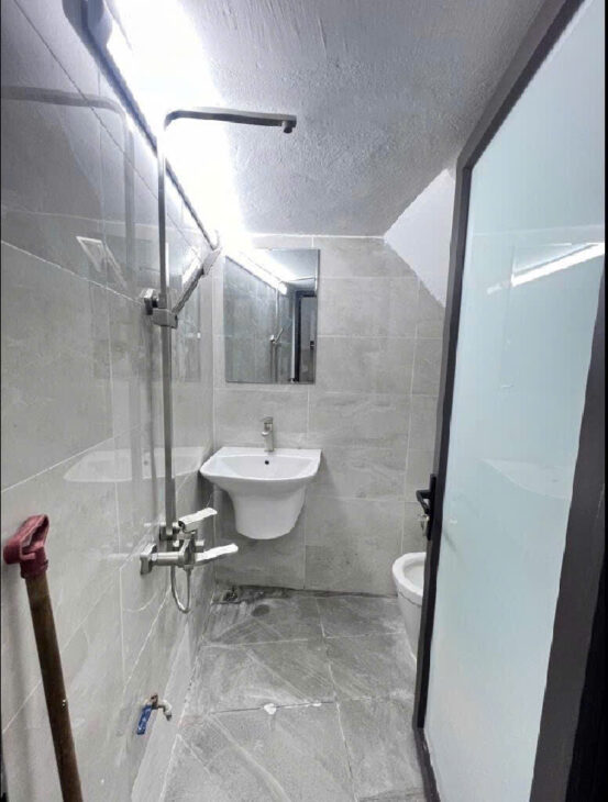 TÔN ĐỨC THẮNG 36 M, 3 TÂNG, 3 NGỦ, 2 WC, NHÀ CHẮC CHẮN KIÊN CỐ, THOÁNG SÁNG, GIẾNG TRỜI VƯỢNG KHÍ.