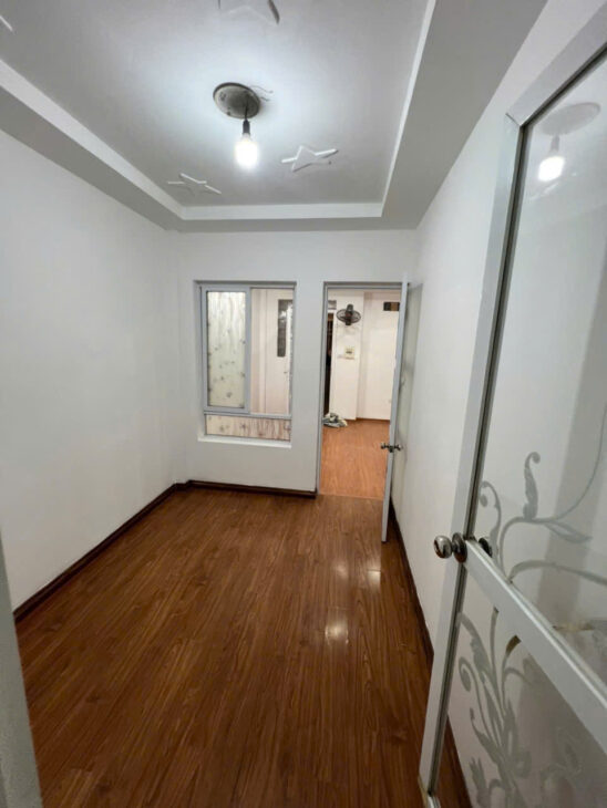 Bán căn 2Pn 46m cực đẹp tại 73 Hoàng Ngân, Thanh Xuân