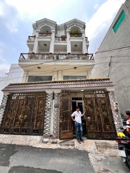 NHÀ MẶT TIỀN, 4 LẦU, Ô TÔ VÀO NHÀ, FULL NỘI THẤT, GIÁ TỐT