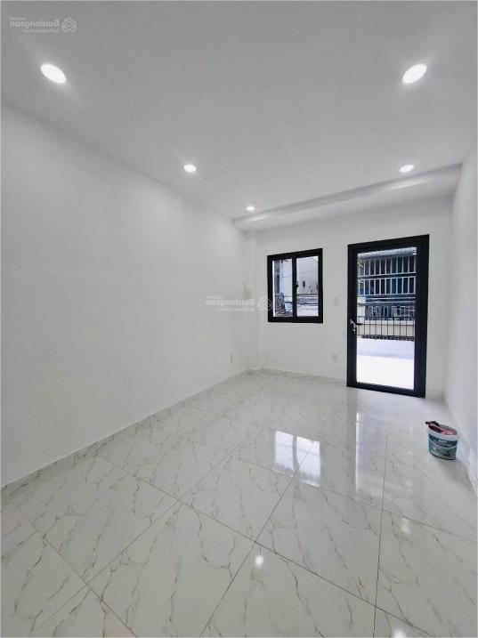 ???? Bán nhà mới CMT8, Q.10, giá rẻ 7.x tỷ!