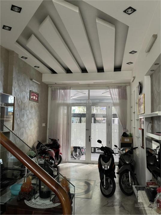 ???? Bán nhà HXH Nguyễn Tri Phương, Q.10, nhà đẹp, 9.x tỷ!