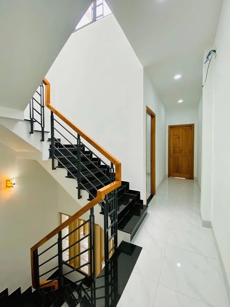 HẺM XE HƠI – NGUYỄN SỸ SÁCH – TÂN BÌNH – 3 TẦNG – 4X14M – NHÀ MỚI – 5.99 TỶ