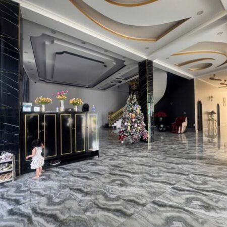 Bán Biệt Thự đẹp 1140m2 tại diên hòa giá rẻ 27 tỷ.