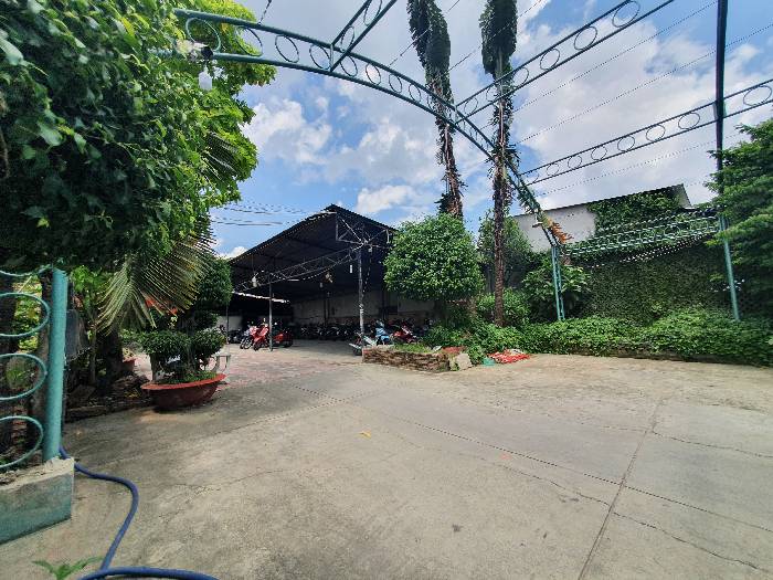 Cần Bán Nhà Hàng Sân Vườn 14000m2 Phường Tam Phú-Thủ Đức – Thu Nhập 10 Tỷ/th, 250 tỷ