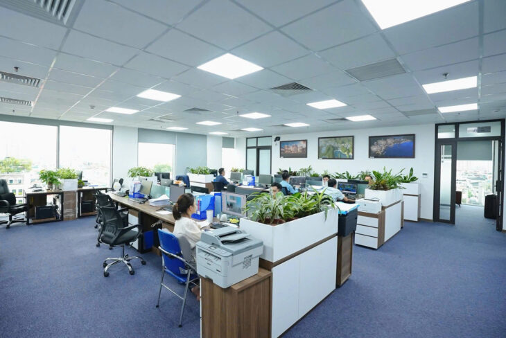 SIÊU HIẾM! TÒA VP PHỐ NGUYỄN CHÍ THANH – 60M² x 7 TẦNG THANG MÁY – MT RỘNG – Ô TÔ ĐỖ – GIÁ 23,5 TỶ