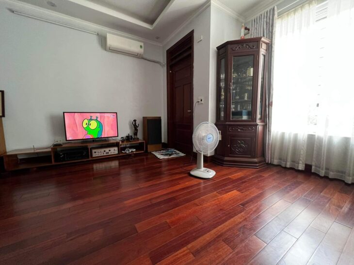 Bán biệt thự Hoàng Hoa Thám Ba Đình – Otô tránh – Kinh doanh 108m 5tầng 22.5 tỷ