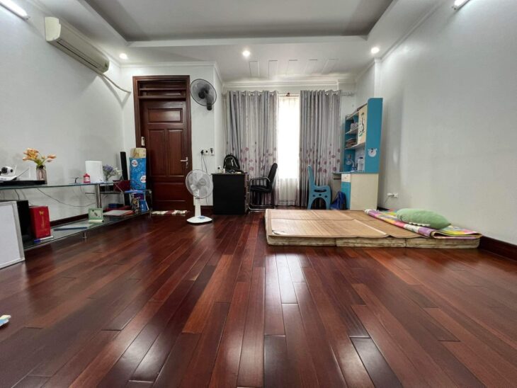 Bán biệt thự Hoàng Hoa Thám Ba Đình – Otô tránh – Kinh doanh 108m 5tầng 22.5 tỷ