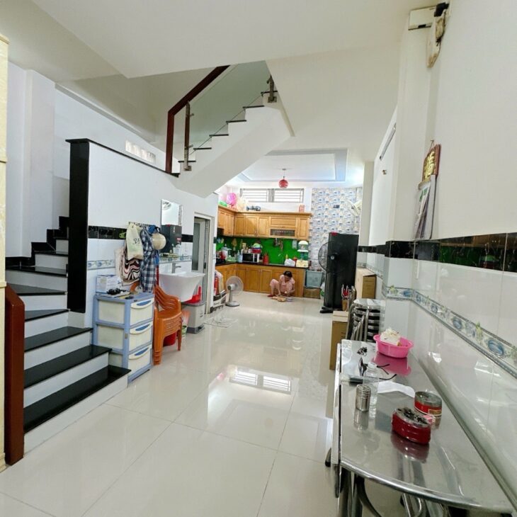 BÁN NHÀ – KHU TÊN LỬA – BÌNH TÂN – 60M2 – HẺM XE HƠI – CHỈ 5.1 TỈ