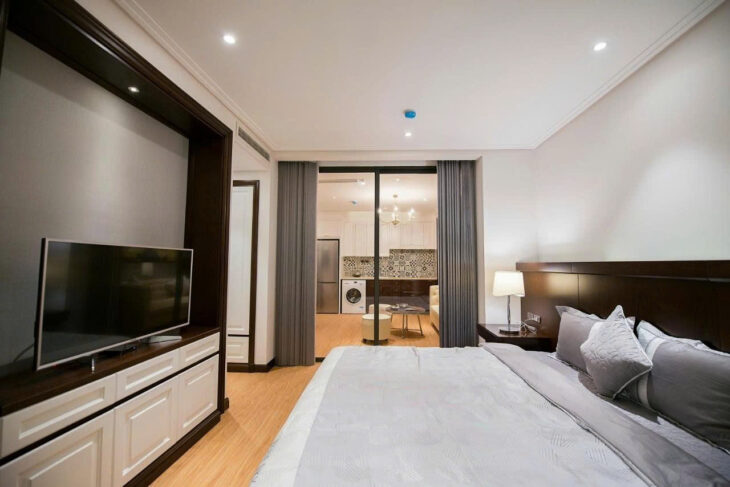 BÁN TÒA APARTMENT PHỐ VIP DỊCH VỌNG HẬU – 120M² x 9T THANG MÁY – DÒNG TIỀN 200TR/THÁNG