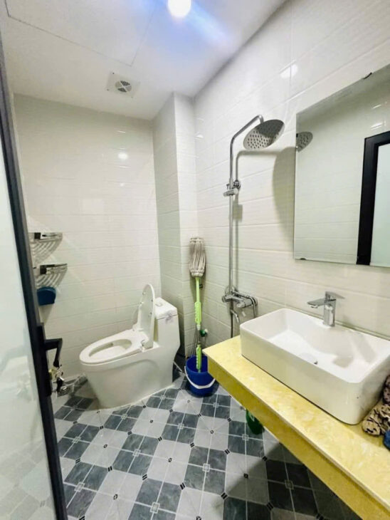 SỐC-BÁN NHÀ KIM CHUNG, HOÀI ĐỨC-30M-3 NGỦ-MẶT TIỀN 3,7M- VÀI BƯỚC Ô TÔ QUA NHÀ-GIÁ CHỈ 3,9 TỶ