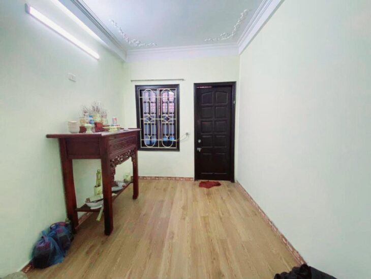 Bán nhà Vũ Hữu, Thanh Xuân, ngõ ba gác tránh, 30m ô tô, 2 mặt thoáng, 46m2, 7.5tỷ
