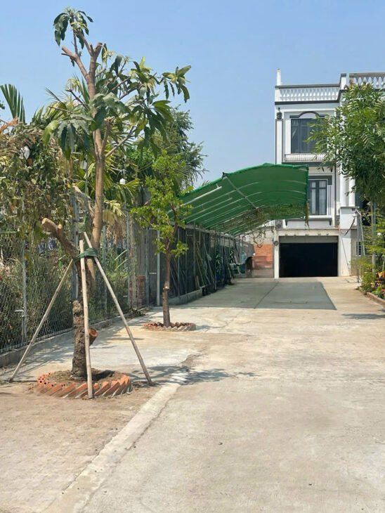 Bán BIỆT THỰ mặt tiền Vườn Lài Q12 ngang 13m 4 lầu có hầm 778m2 sát Gò Vấp chỉ 49 tỷ.