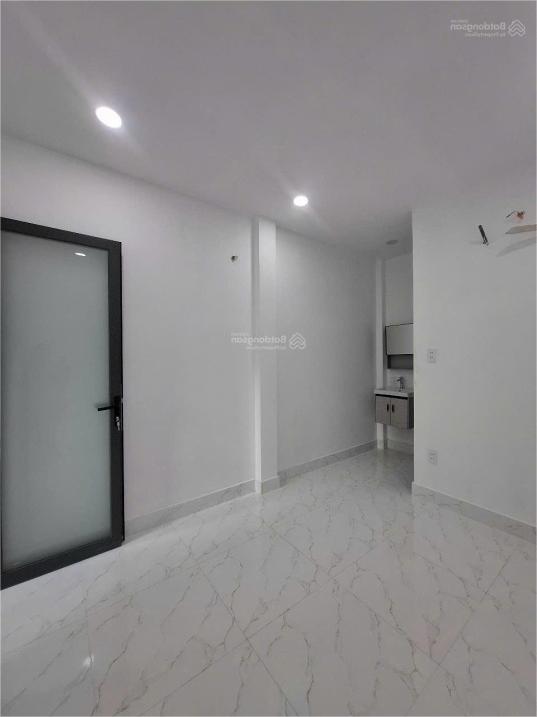 ???? Bán nhà mới Q.10, sau Hà Đô, vị trí VIP, 6.x tỷ!