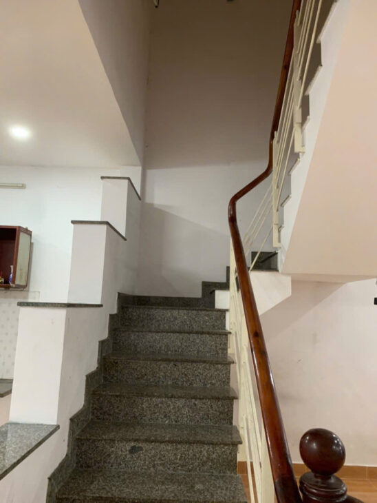 nhà bán. bình tân 6.4 tỷ.Gần AEON