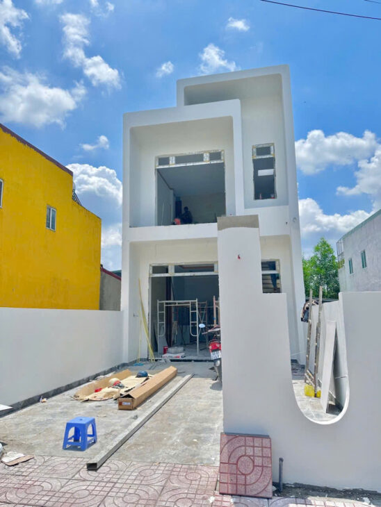 500 TRIỆU NHÀ Y HÌNH MẶT TIỀN KINH DOANH , GẦN CHỢ BẾN CÁ