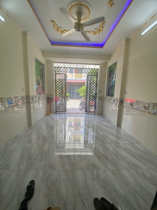 Bán nhà 3 Tầng Dĩ An,đượng nhựa 8m thông thoáng,gần ngã tư Chiêu Liêu